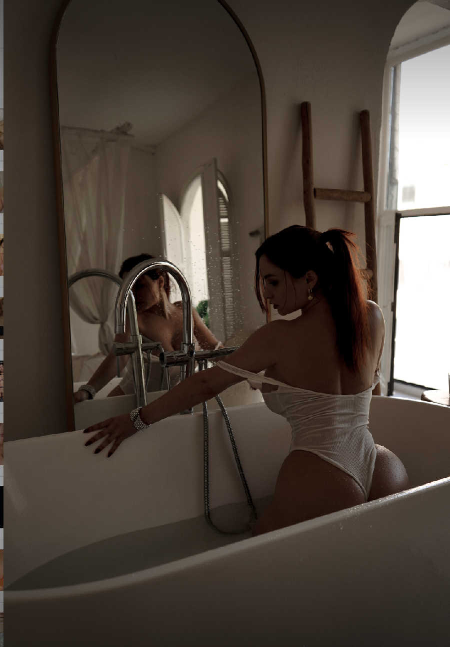 A playful frame from Miranda Faith nude — online in Indianapolis