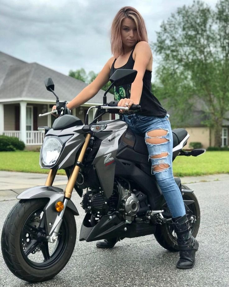 Beautiful girls and bikes in Indianapolis