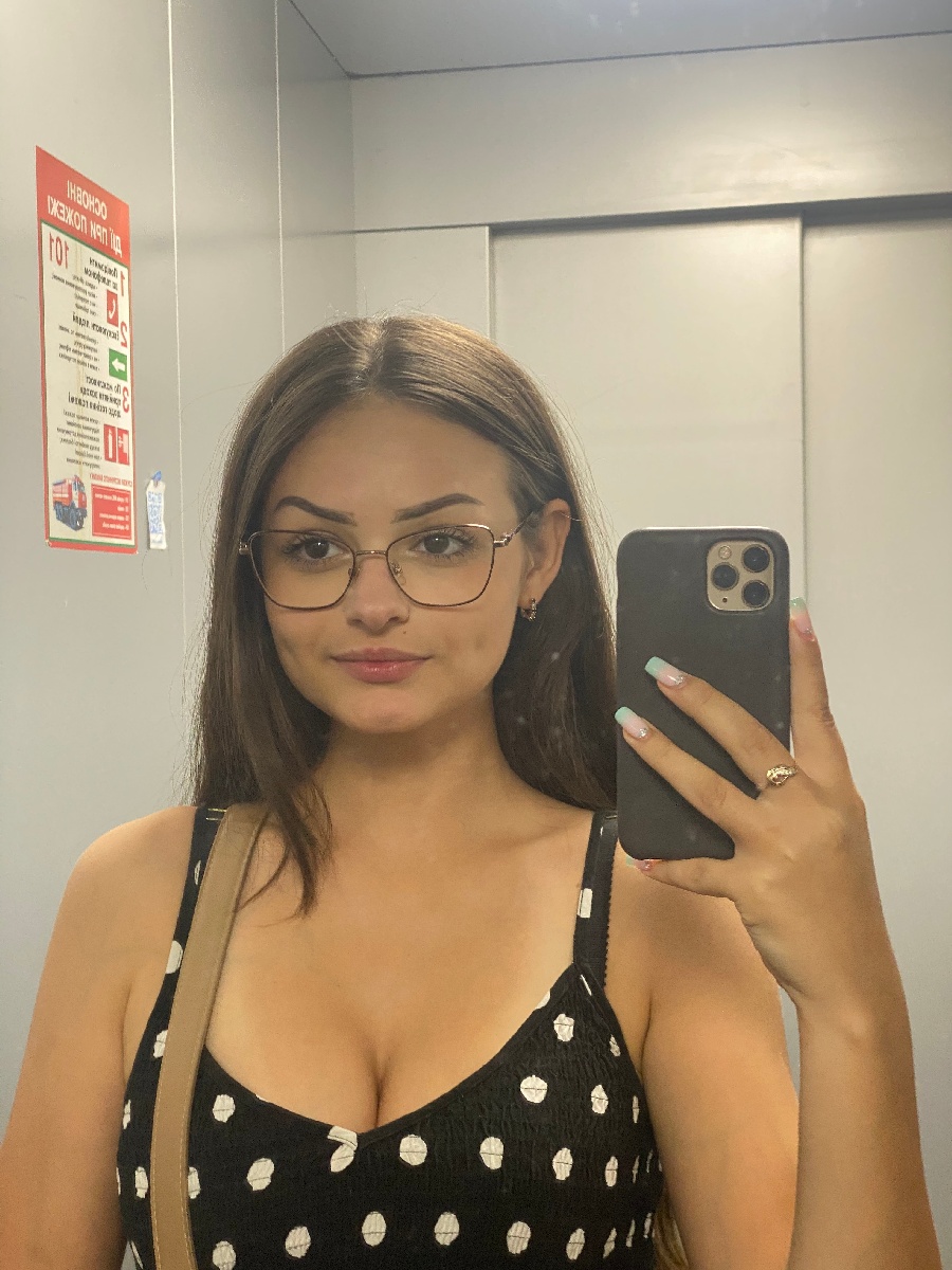 Sexy model Stacy in Indianapolis